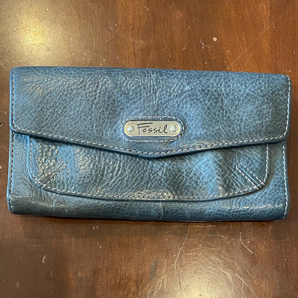 Fossil wallet